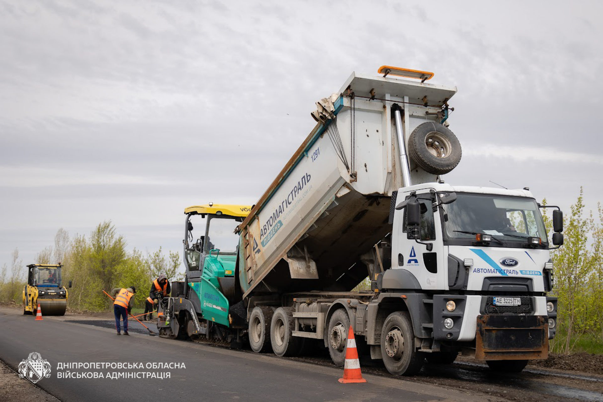 На семи дорогах Дніпропетровщини завершені ремонтні роботи