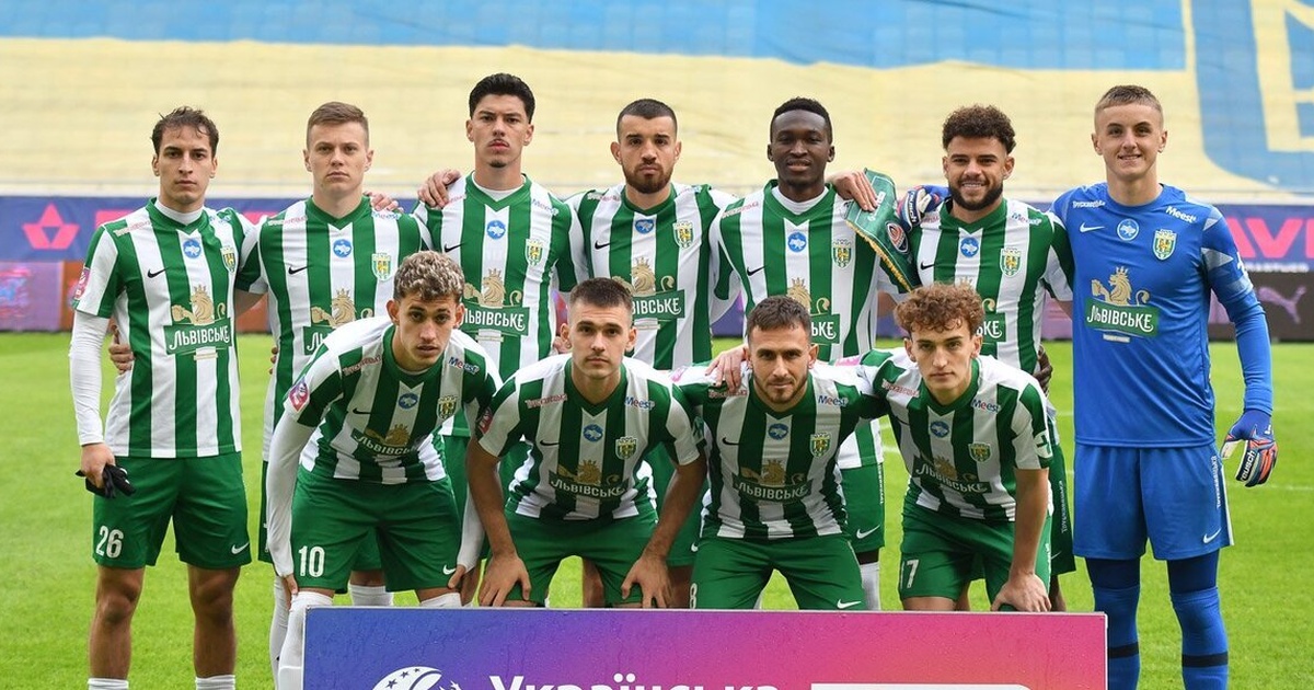 На фоні інтересу конкурентів: Карпати продовжили контракт з лідером