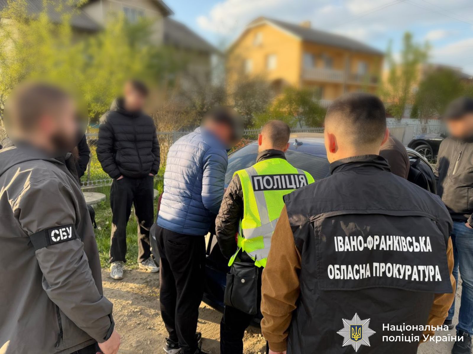 На хабарі затримали заступника керівника одного із ЦНАПів Прикарпаття (ФОТО)