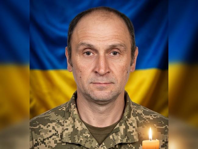 "На щиті" додому повертається боєць з Рівненщини, якого майже півтора …