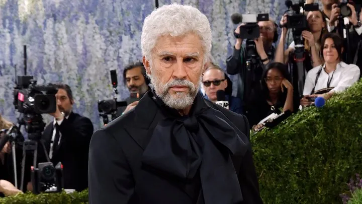 На Met Gala 2026 Бед Банні здивував всіх своїм перевтіленням