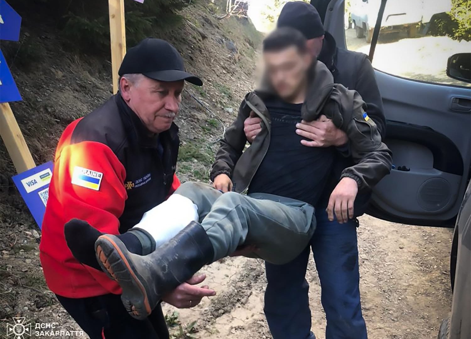 Небезпека в горах: за вихідні на Закарпатті рятувальники двічі вирушали …