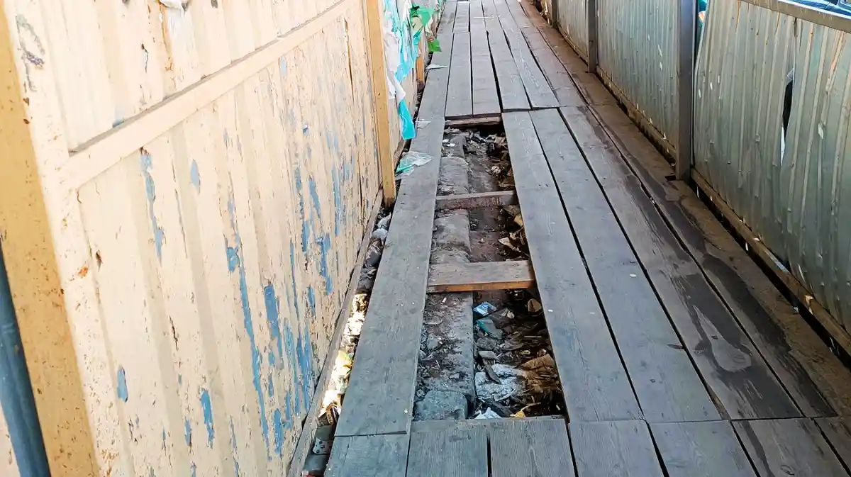 Небезпечні тротуари в Одесі: хто відповідатиме за травми через пошкоджені …