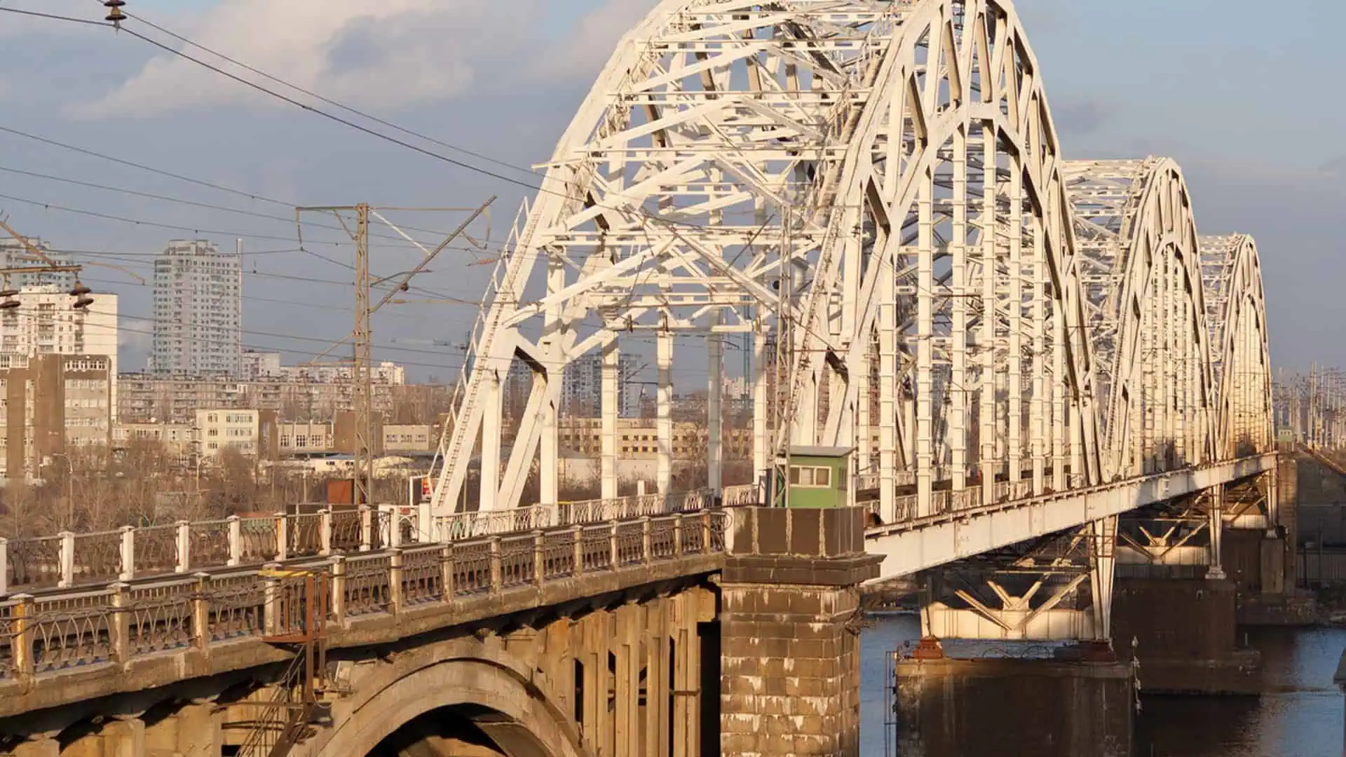 Незавершений сегмент Дарницького мосту є власністю Укрзалізниці, а не Київської …