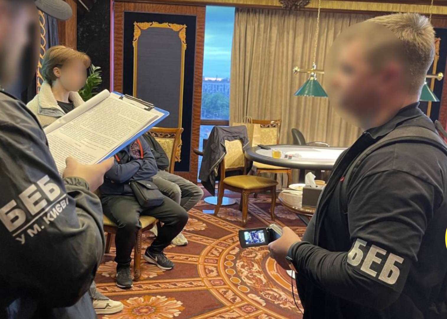 Незаконне казино і “вкладення” в криптовалюту: у Києві покарали трьох …