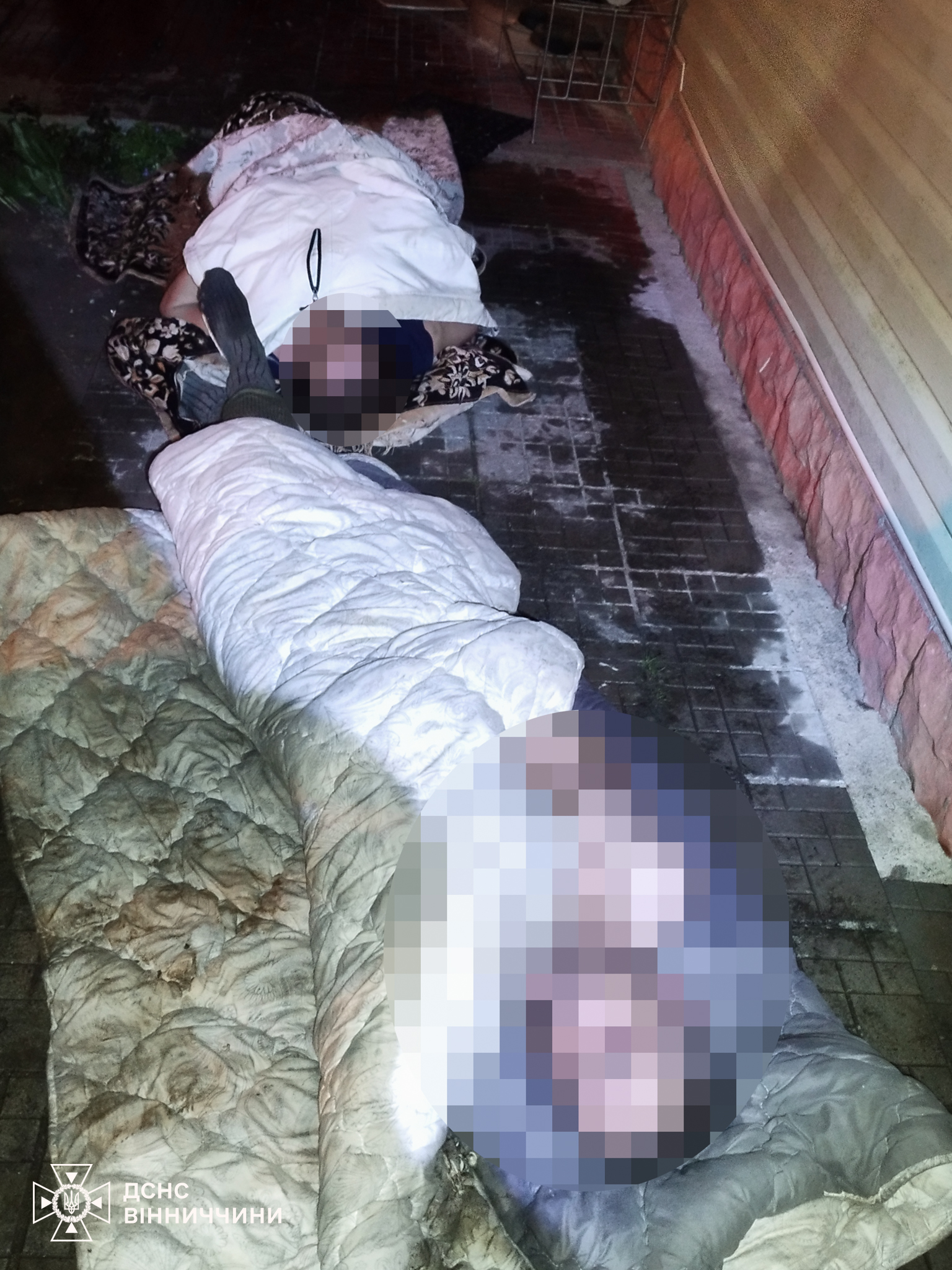 Необережність під час куріння ледь не забрала життя двох жителів …