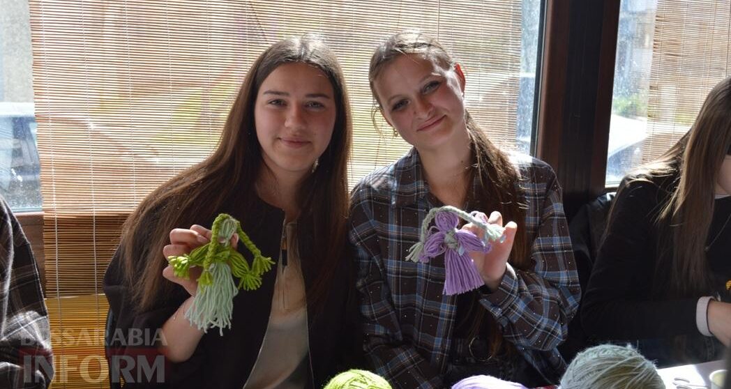 Нитка підтримки: в Аккермані виготовляли обереги для прикордонників