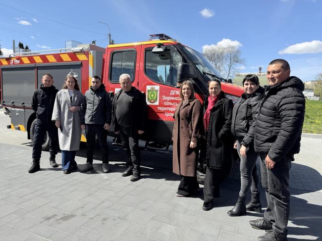 Новий пожежний автомобіль передали громаді на Рівненщині