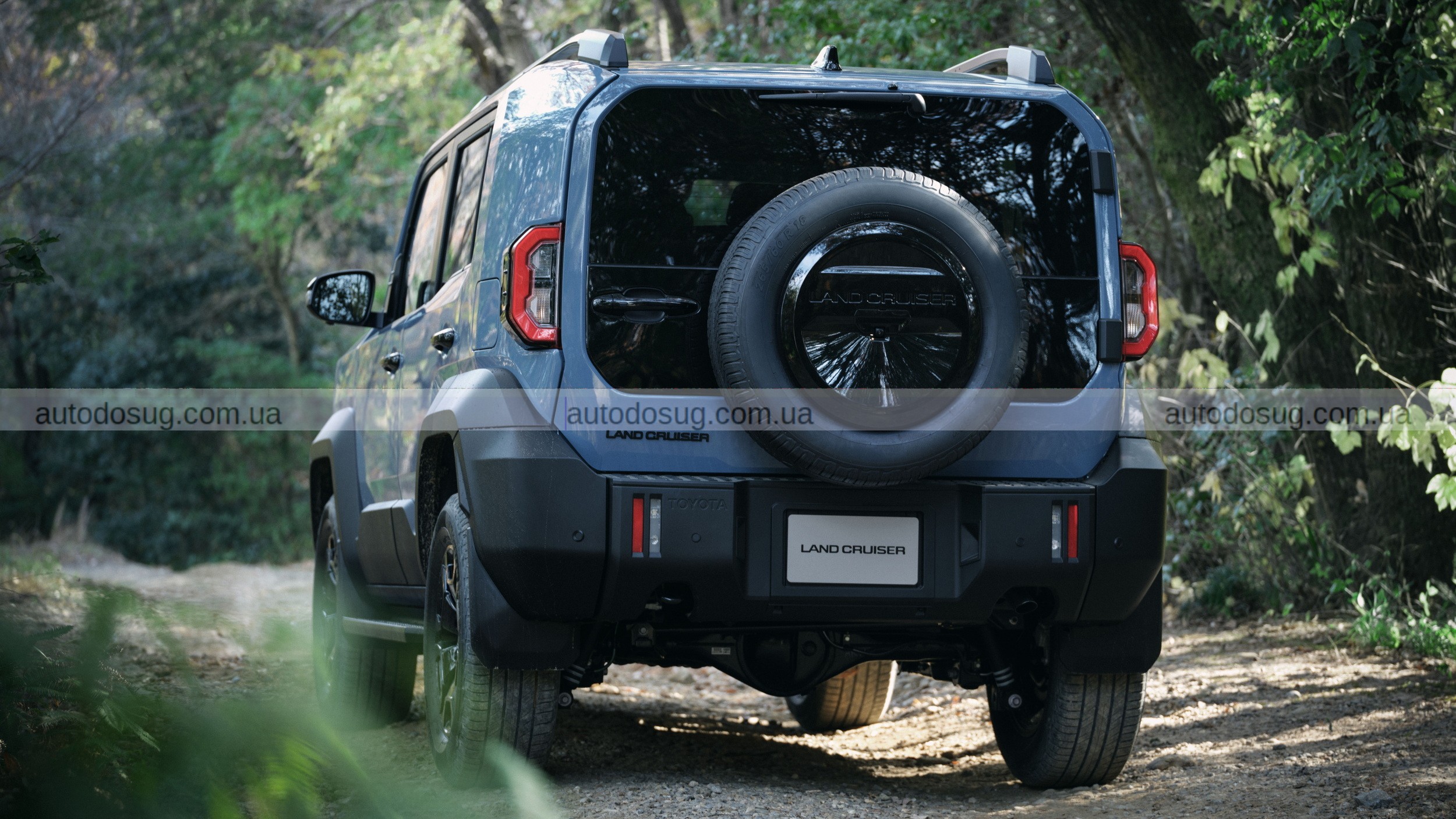 Новий Land Cruiser FJ зрівнявся в ціні з RAV4