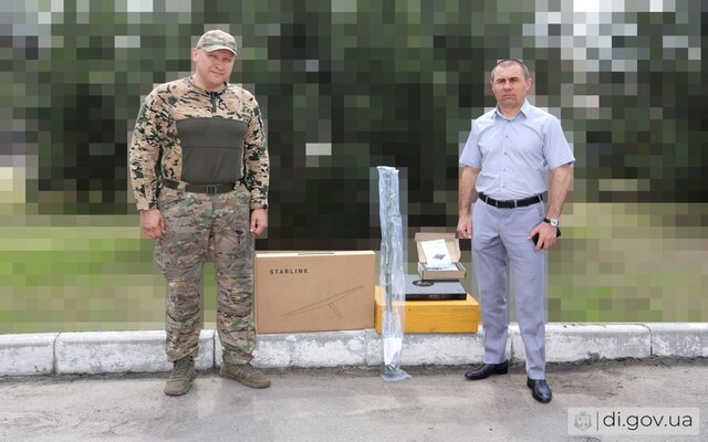 Дергачівська громада передала військовим сучасне обладнання для зв'язку