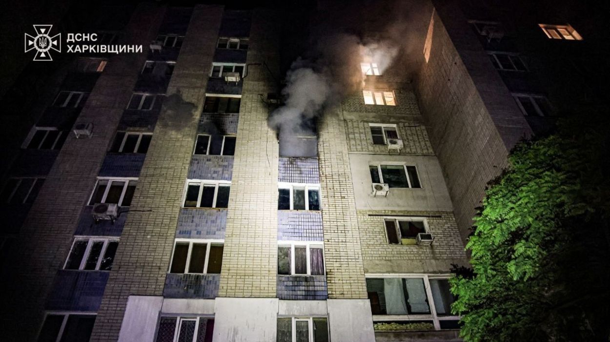 У Харкові горіла багатоповерхівка (фото)