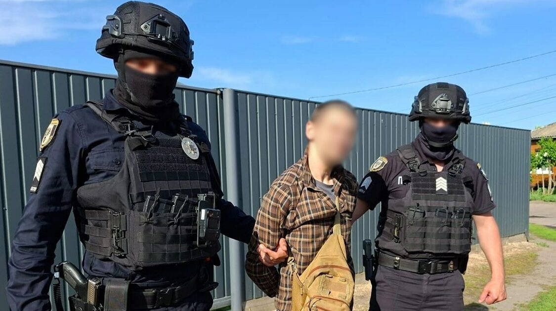 Ніжинські поліцейські затримали підозрюваного у збуті наркотиків