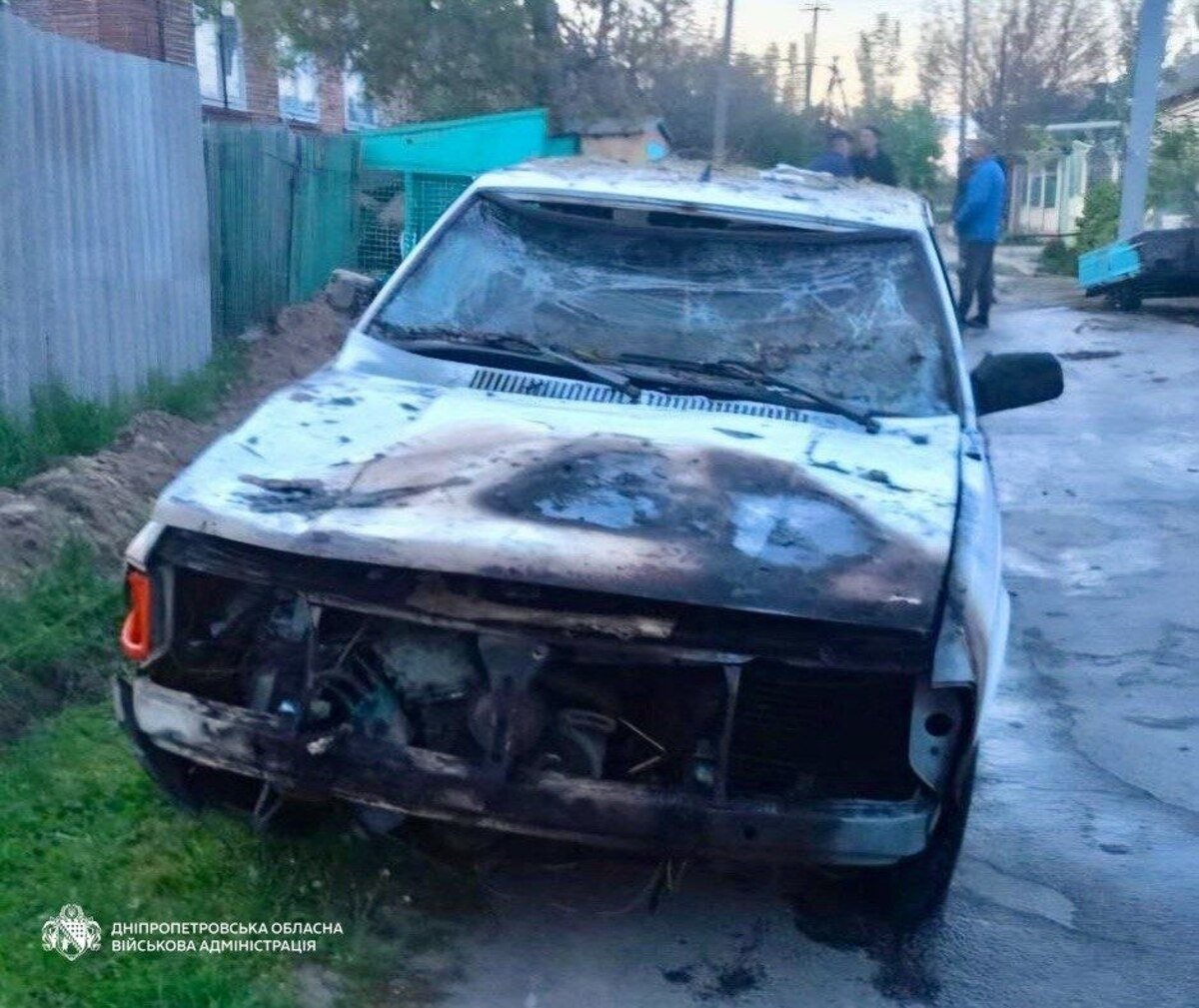 Нікопольська область зазнала потужного нальоту дронів: є травмований