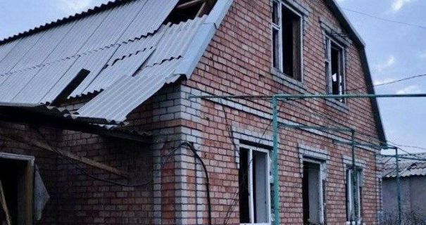 Понад десять атак дронами за ніч: на Нікопольщині через обстріли …