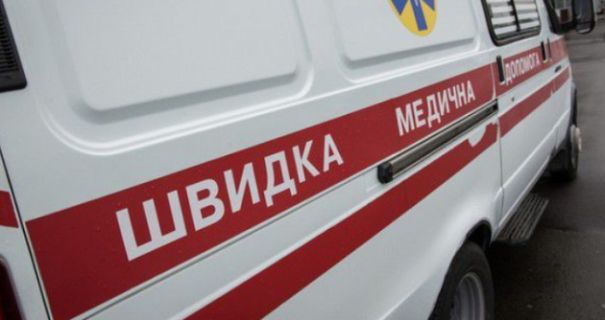 Окупанти вночі обстріляли житлові квартали Херсона: є поранені
