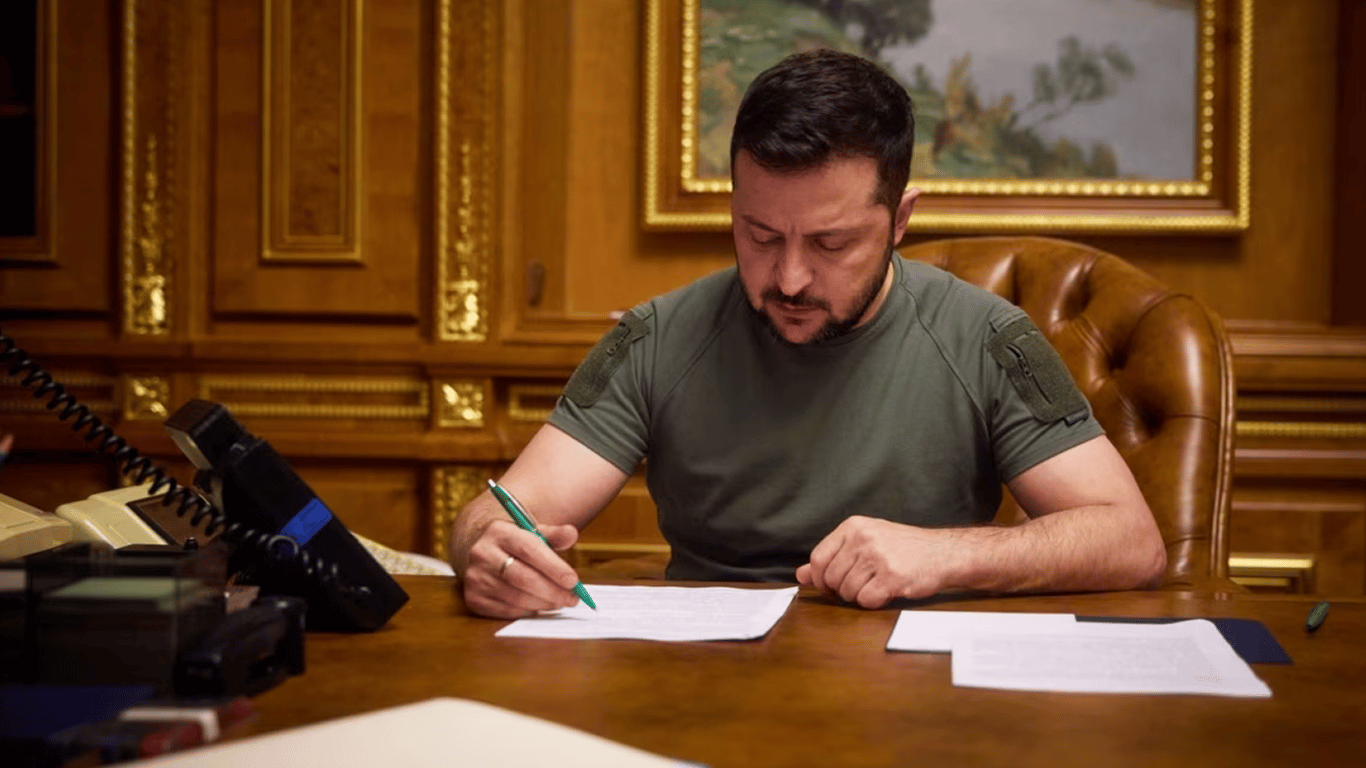 ОП: Зеленський у листі до ЄС розкритикував ідею членства без …