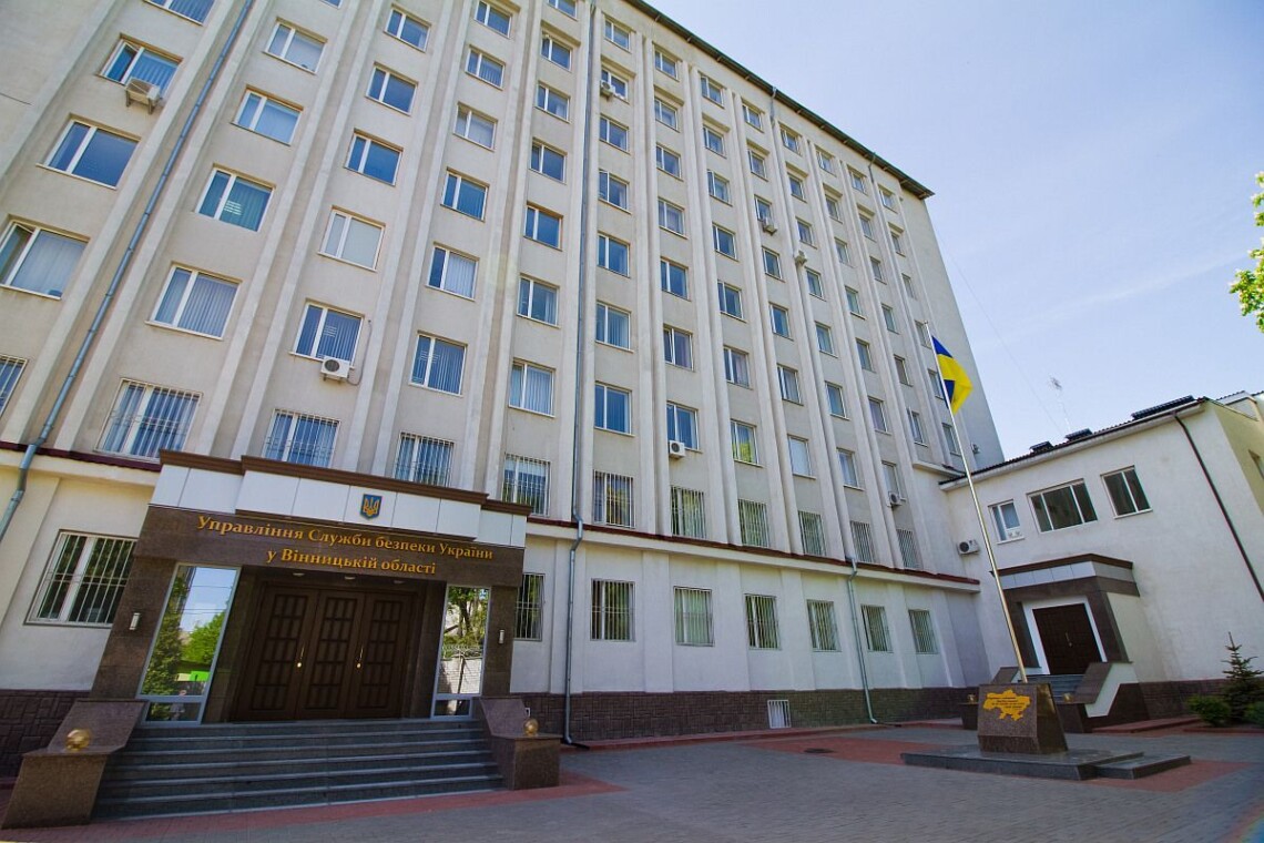 Обвинуваченому оперативнику управління СБУ вкотре продовжили обов'язки