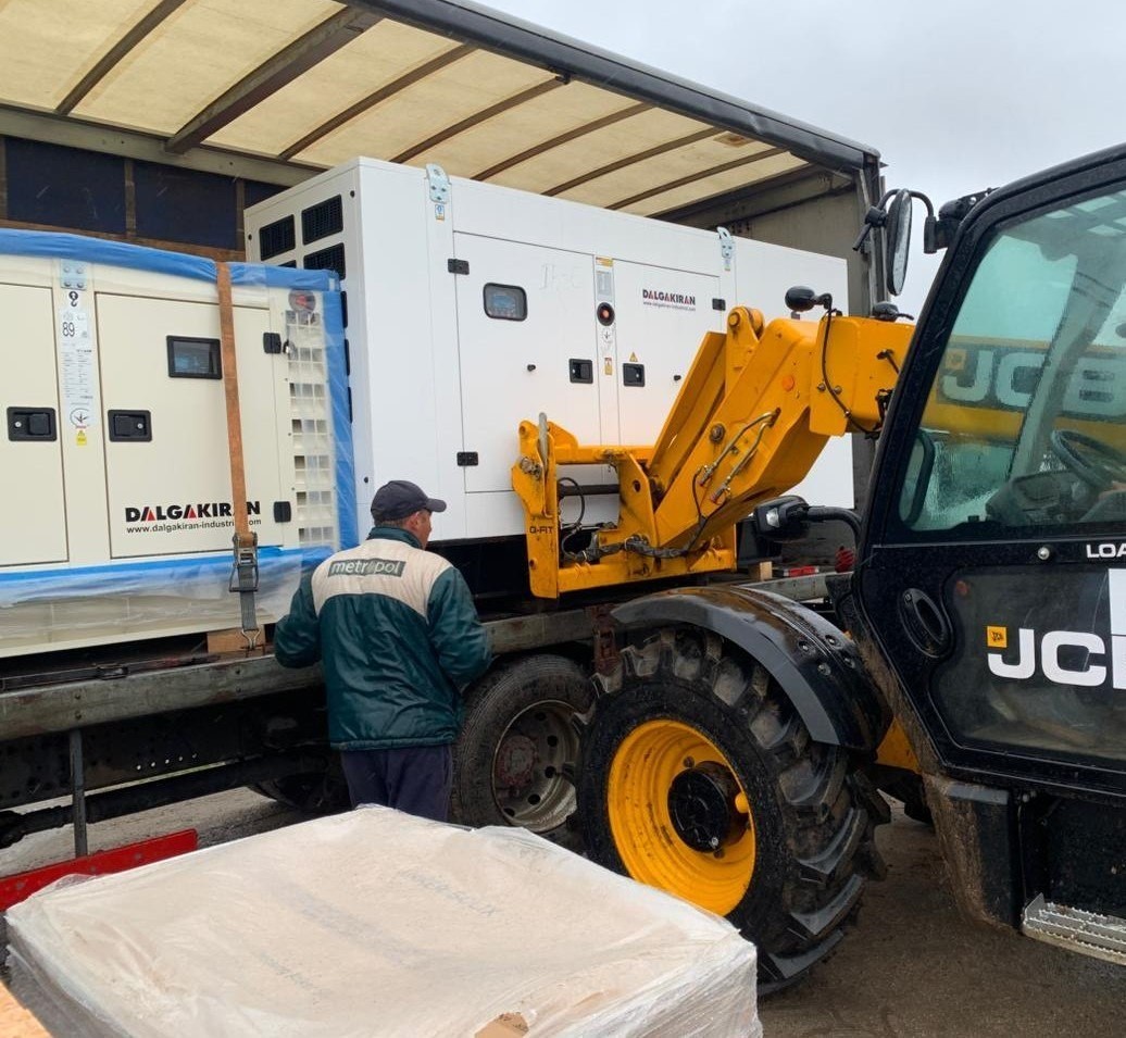 Обладнання для енергонезалежності та автоцистерна: громади Херсонщини отримали допомогу від …