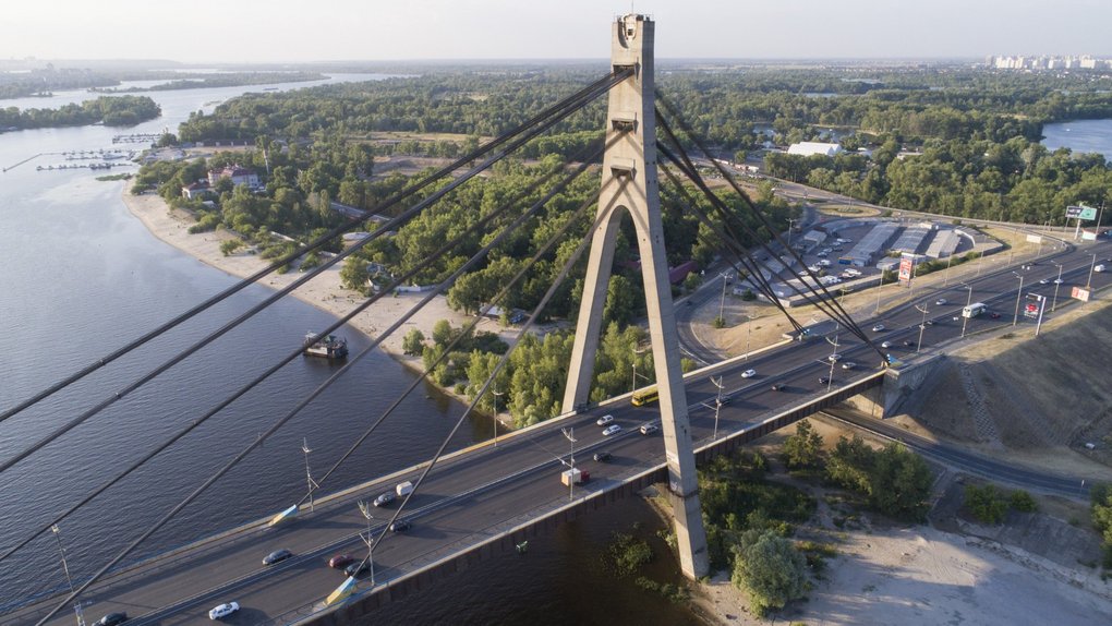 Обмеження руху на Північному мосту: водіям у Києві доведеться коригувати …