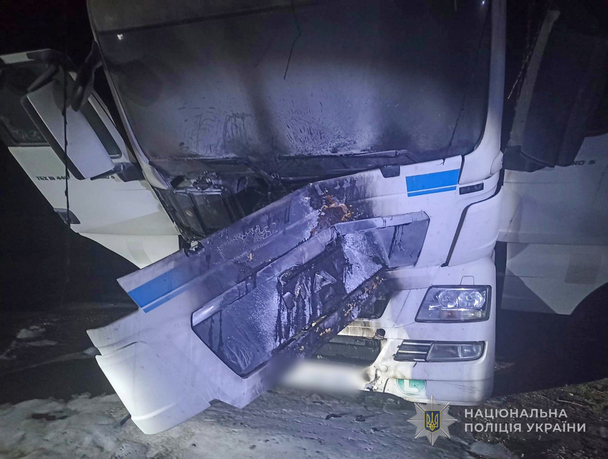 На Одещині двоє чоловіків підпалили вантажівку за обіцянку легких грошей …