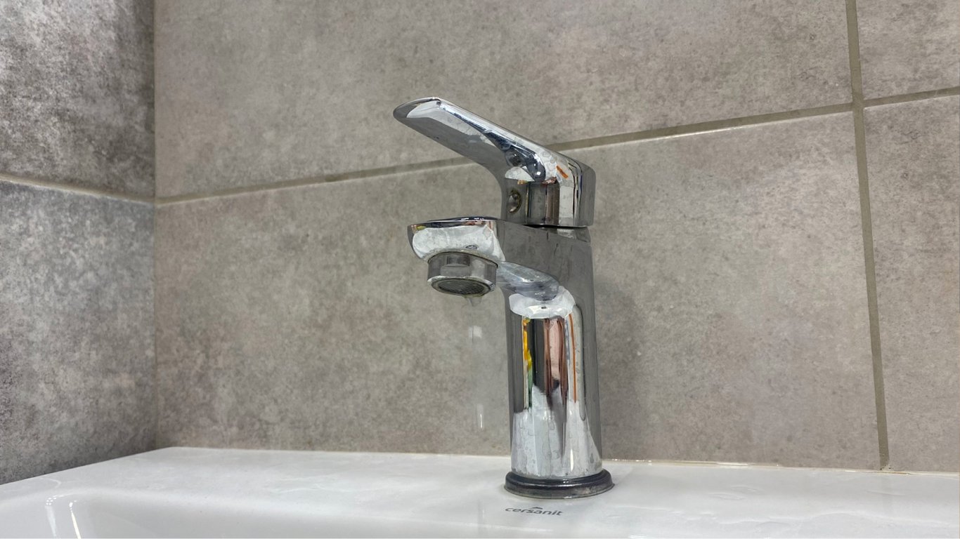 Одеса залишиться без води майже на добу: адреси бюветів