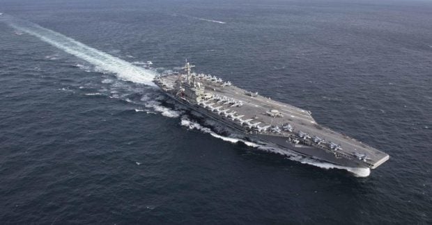 Один проти океану: хто крутить кермо ядерного гіганта USS Abraham …