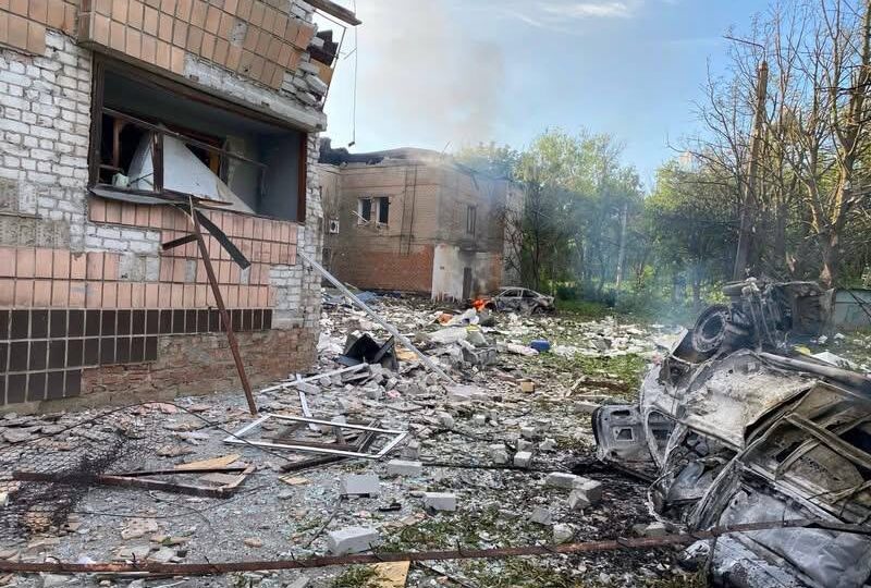 Одразу пʼять ФАБ-250 — Краматорськ зазнав масованого авіаудару, є постраждалі …