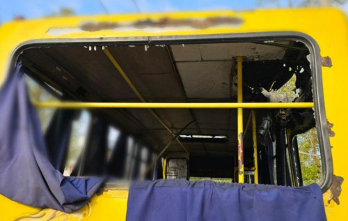 Окупанти атакували маршрутку в Херсоні: загинуло двоє людей, багато поранених