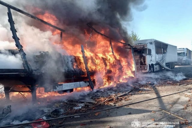 Окупанти вдарили біля АЗС на Дніпропетровщині: постраждали шестеро людей