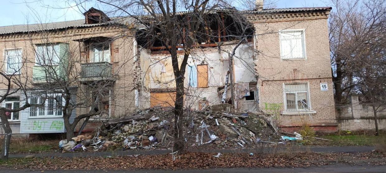 Окупанти в Сіверськодонецьку змушують жителів самостійно вивозити сміття з кварталів