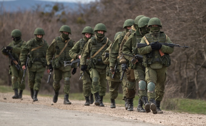 Окупанти дистанційно мінують дороги до Часового Яру: яка мета ворога