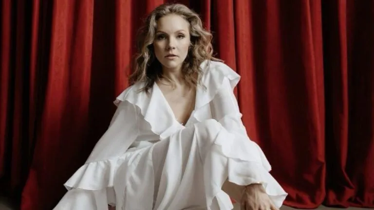 Олена Шоптенко стала студенткою в Англії: який напрям опановує танцівниця