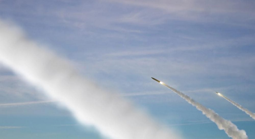 Росія атакує Україну дронами та ракетами, у Києві лунають вибухи