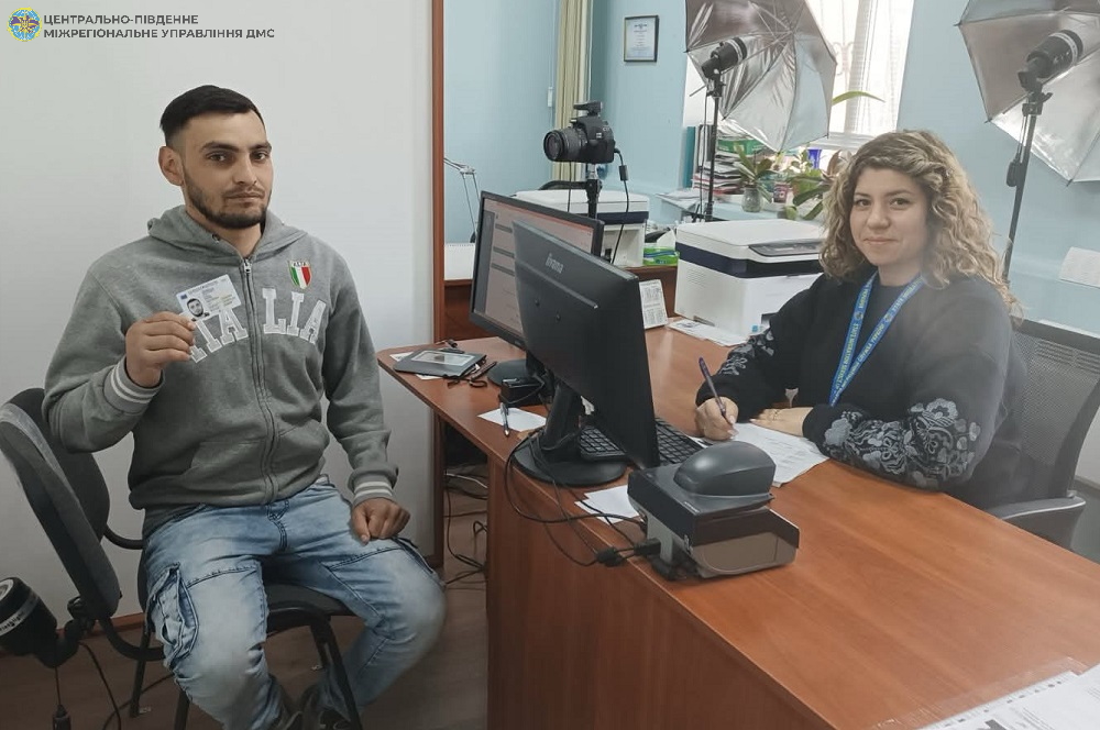 Опитали сусідку і рідних: 28‐річний чоловік на Черкащині вперше оформив …