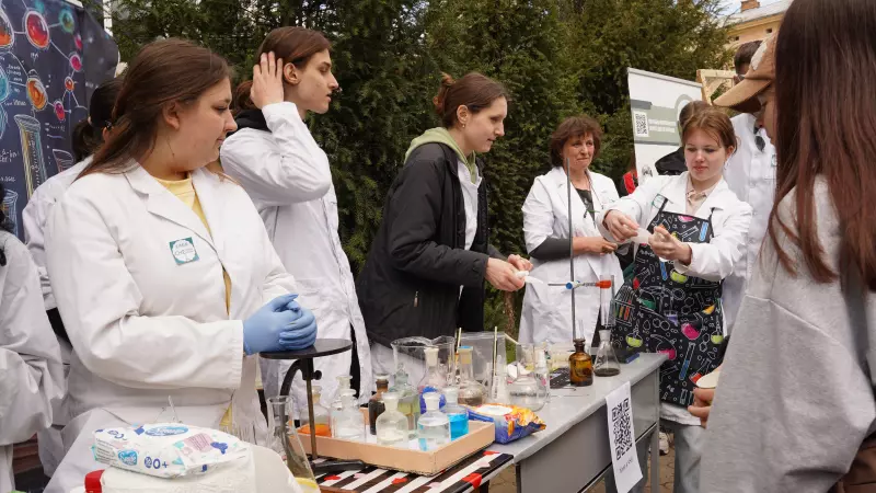 "Палаюча рука", паруючий лід та чорний трюфель: студенти показали, чому …