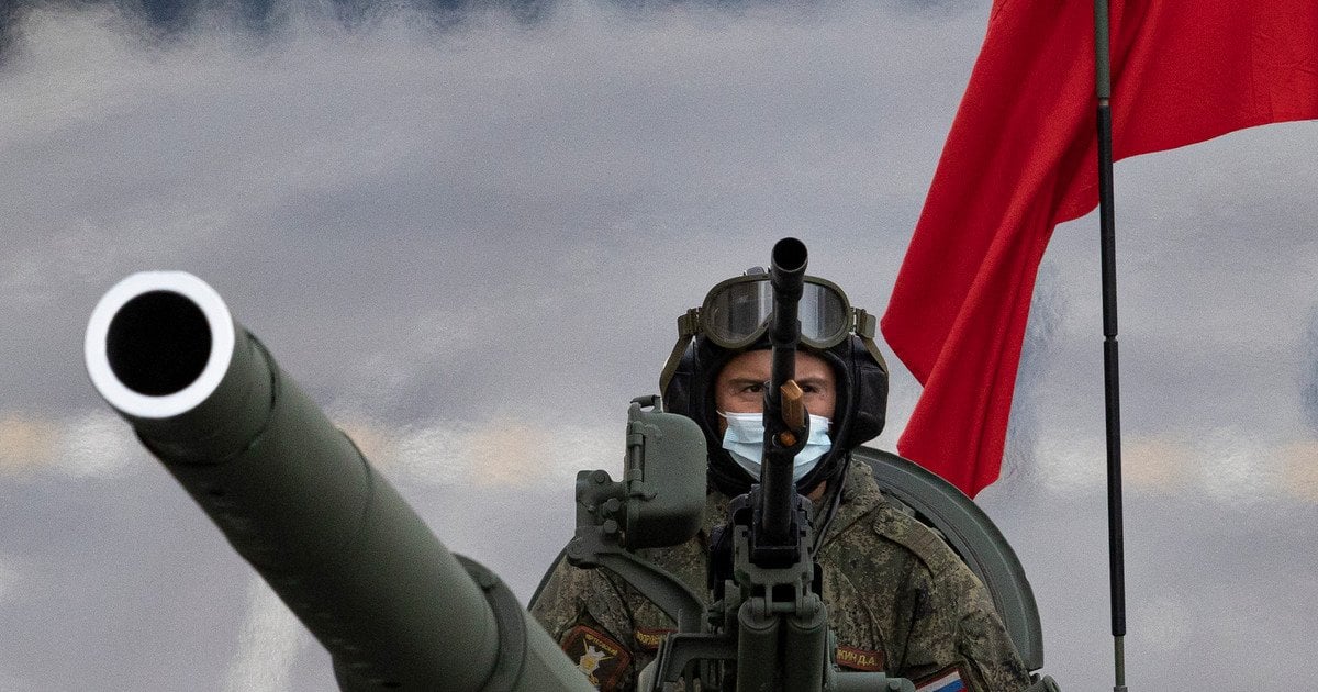 Парад на той світ: нова статистика втрат РФ перед "днем …