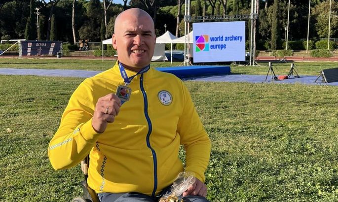 Паралучник Цимбалюк приносить Україні срібну медаль чемпіонату Європи
