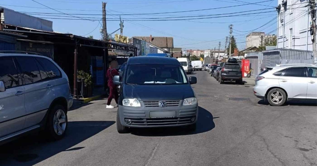 Переходила дорогу в невстановленому місці: у Вінниці госпіталізували літню жінку …