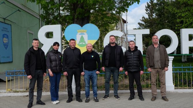 Перший заступник начальника ОВА об'їхав п'ять громад Чернівецького району