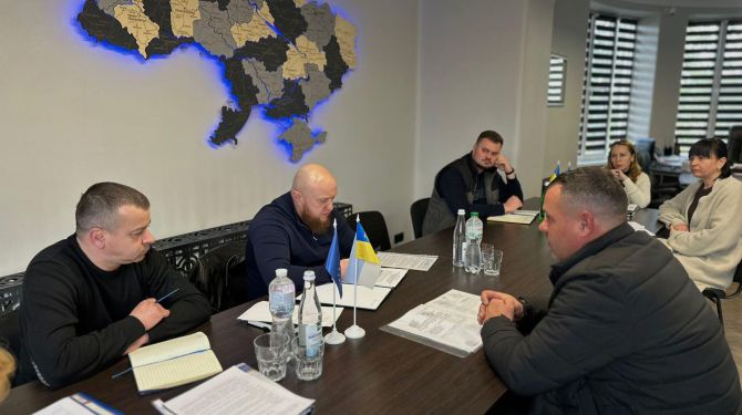 Перший заступник начальника ОВА провів виїзний прийом громадян у Чернівецькому …