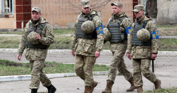 Побиття військового у частині: ВСП встановила причетного та оголосила розшук