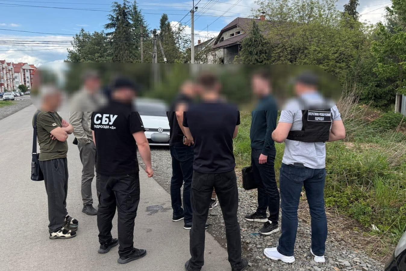 Поблизу Ужгорода викрили канал незаконного переправлення чоловіків за кордон