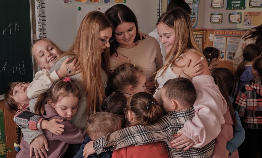 Подружжя відомих фотографів побувало на Чернігівщині: показали життя ліцею