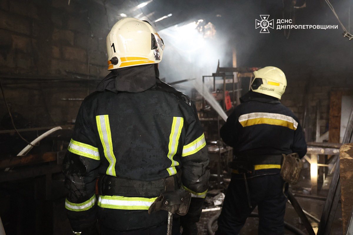 У Дніпрі спалахнув виробничий цех на підприємстві в Новокодацькому районі
