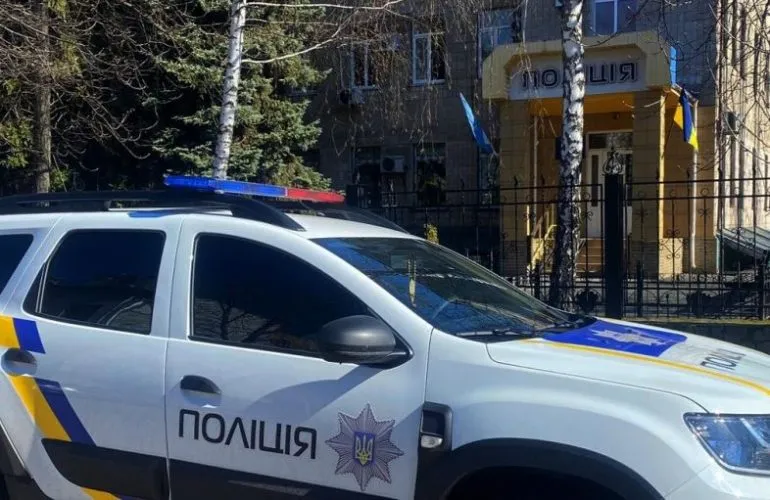 Поліція затримала полтавця за спробу пограбування магазину техніки в ТРЦ