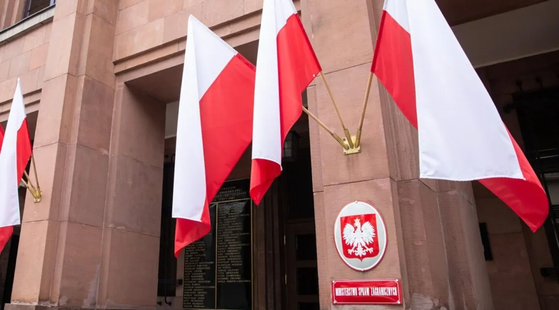 Польща попередила РФ про наслідки ударів по дипустановах у Києві