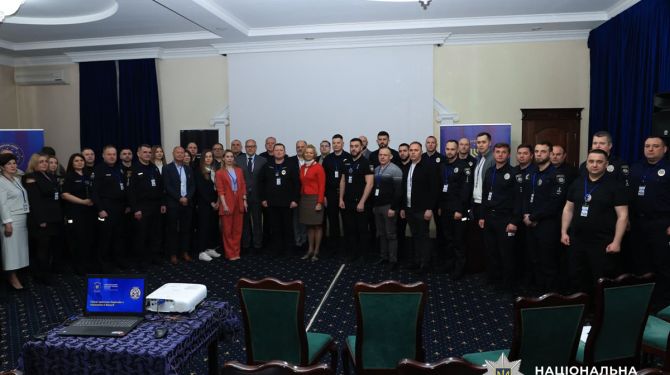 Поліцейський Буковини взяв участь у всеукраїнському семінарі з антикорупційної доброчесності