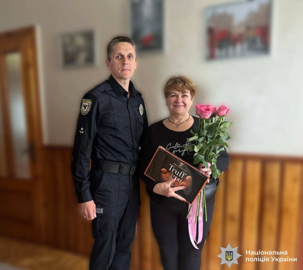 Поліцейські Прикарпаття відвідали матерів загиблих колег з нагоди Дня матері