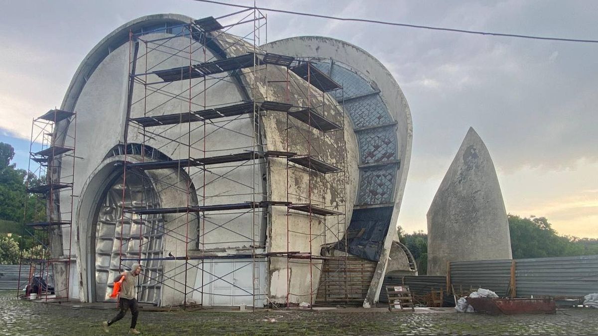 Поліція розслідує розтрату понад 630 млн грн на ремонтах кладовищ …