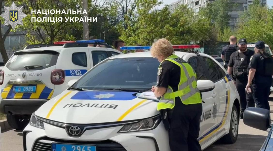 Поліція і СБУ оточили багатоповерхівку: в Києві заарештували росіянина - …